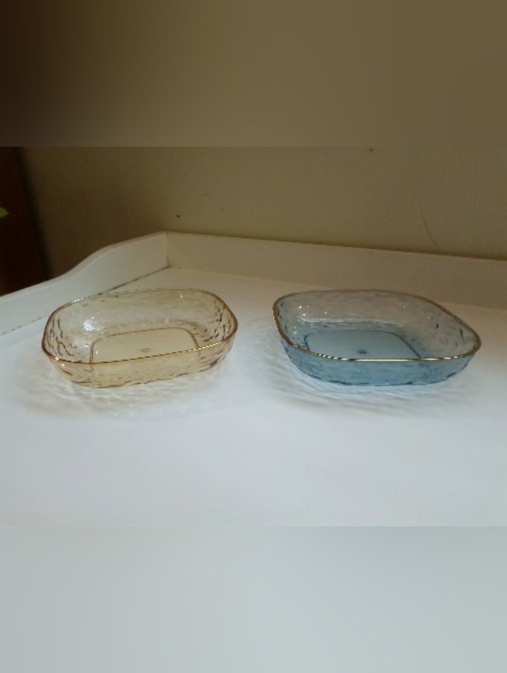 2 Plastic Trinket Trays
